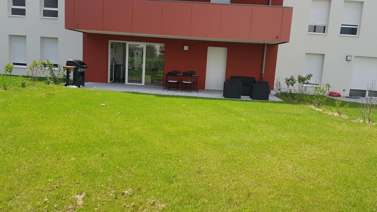 T2 à 5min de Thonon et Evian avec terrasse et jardin à 100m du lac Publier Esterno foto