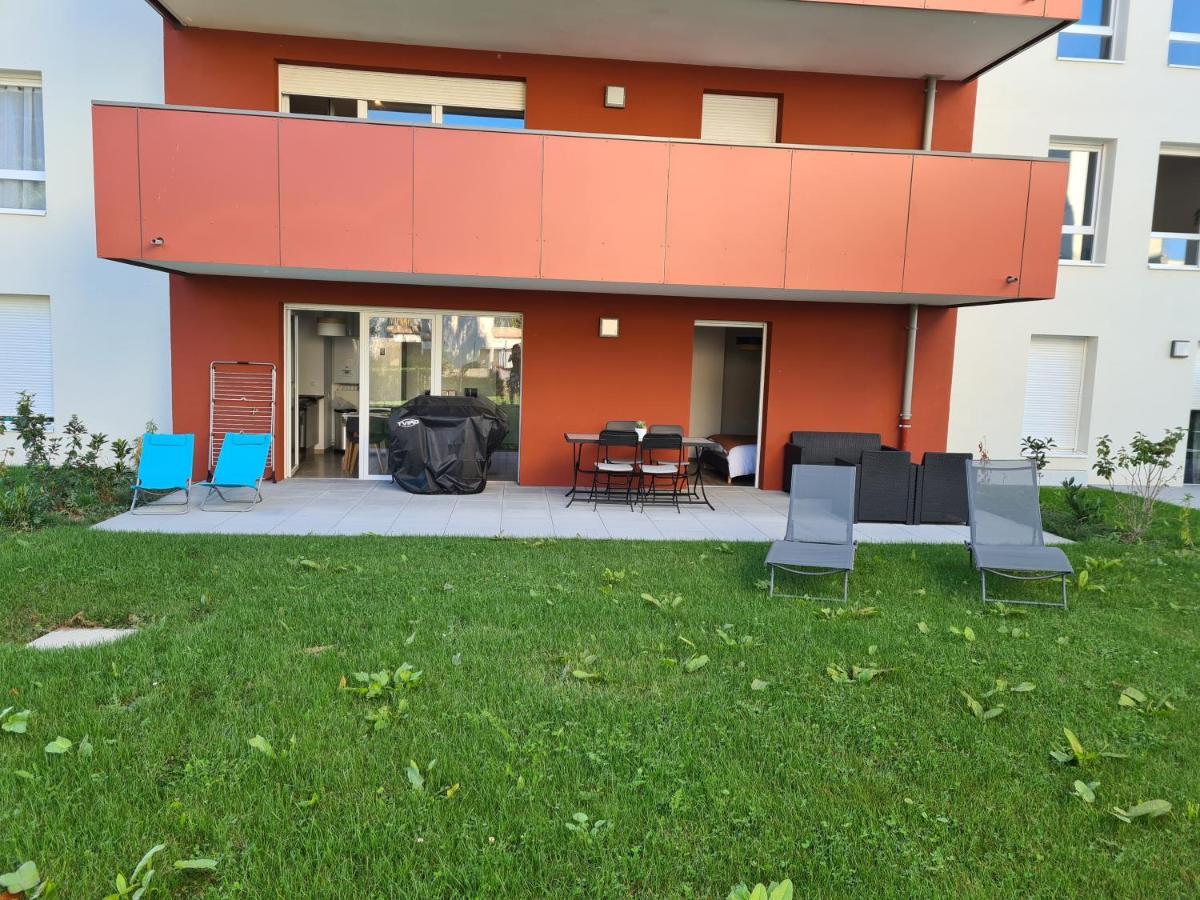 T2 à 5min de Thonon et Evian avec terrasse et jardin à 100m du lac Publier Esterno foto